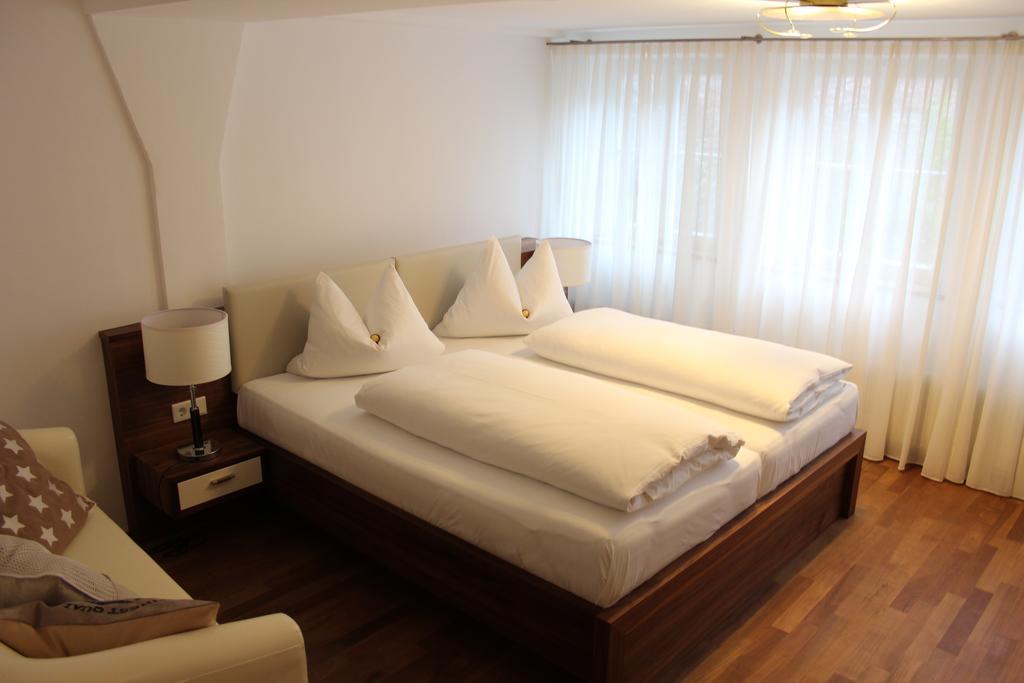Hotel Schmales Haus อูล์ม ห้อง รูปภาพ