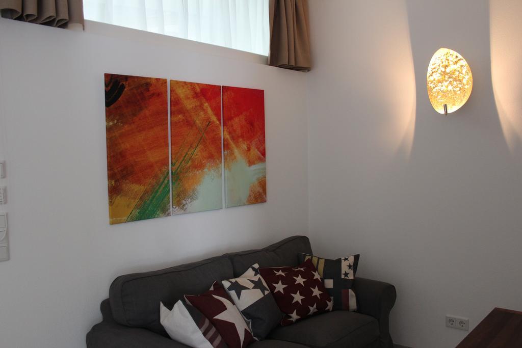 Hotel Schmales Haus อูล์ม ภายนอก รูปภาพ