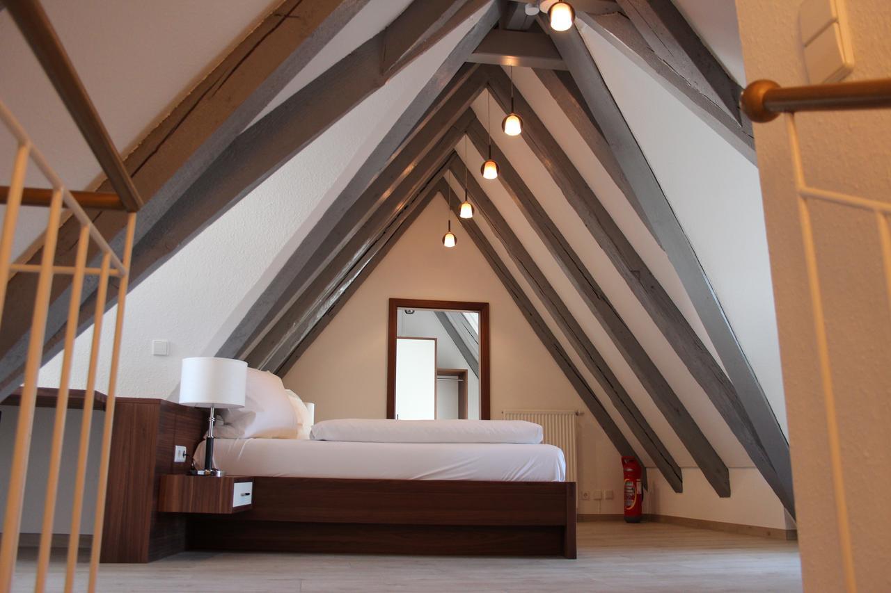 Hotel Schmales Haus อูล์ม ภายนอก รูปภาพ